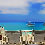 Eolos With Private Parking דירה *