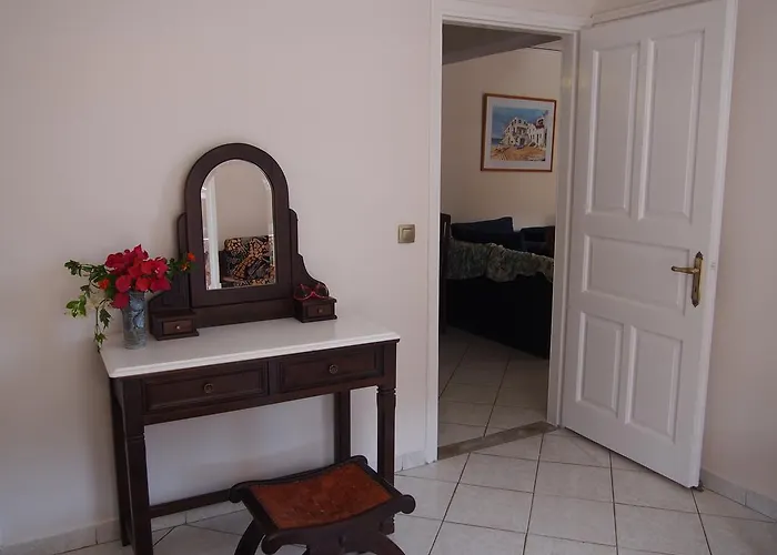 Eolos With Private Parking Apartment *